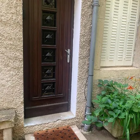 Studio Paisible Proche Du Centre-ville Διαμέρισμα